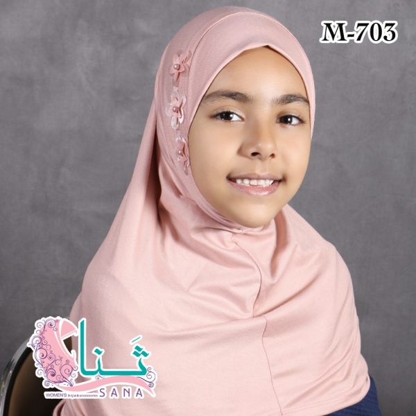 Three-flowered girl's veil